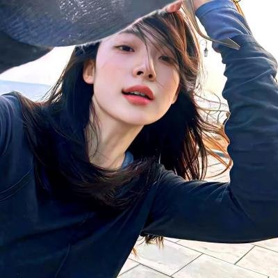 圈内新人片场闹不和，同行集体沉默，短时间内持续发酵